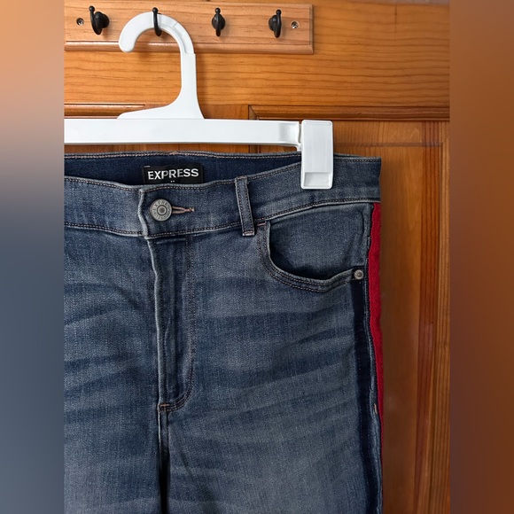 Size 10 - Express High-Rise Ankle Legging with Red and Navy Blue Side Detail - Picture 2 of 5